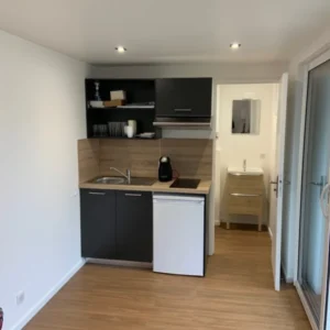 Studio in een container van 20 voet, 13 m²